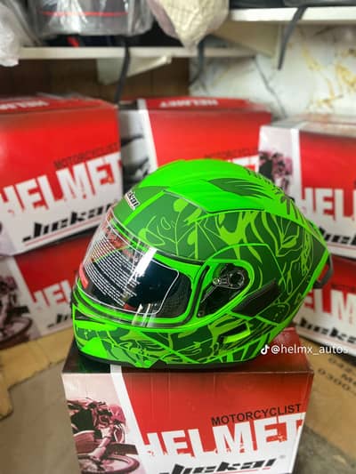 Aadora - jekai dot helmets