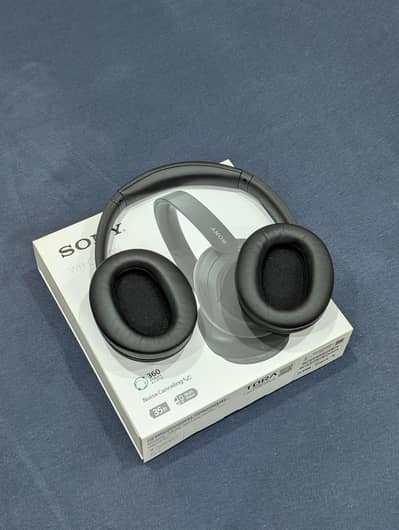 Sony WH-CH720N Noise Cancelling Headphones - Almost New