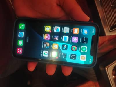 Apple iPhone XR