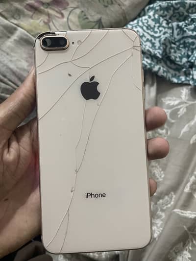 iPhone 8 Plus