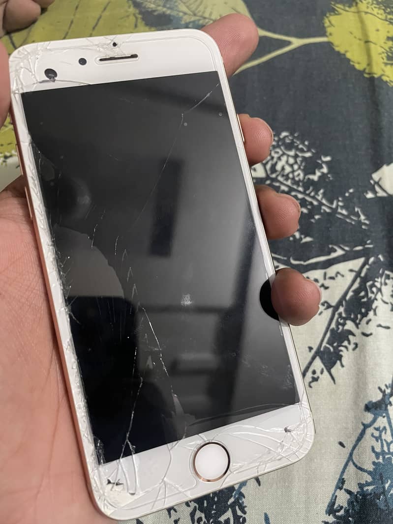 Apple iPhone 8 5