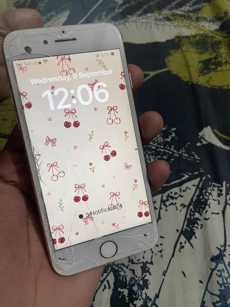 Apple iPhone 8 6