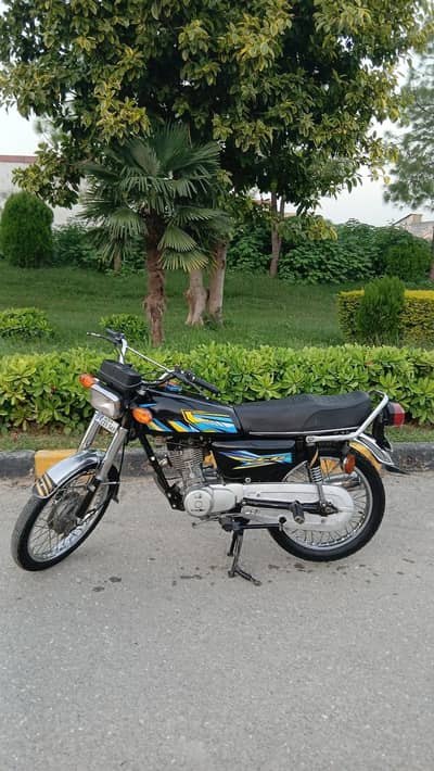 Honda CG 125 2020 Model Islamabad Number 10/10