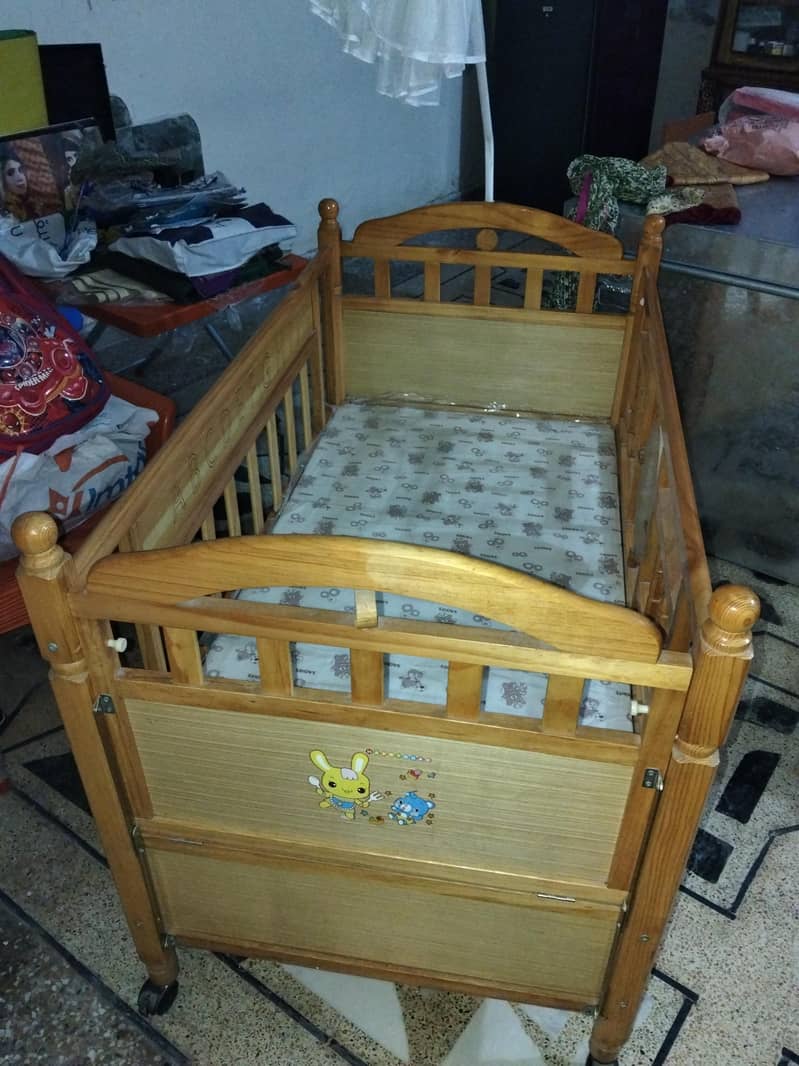 Baby cot 0