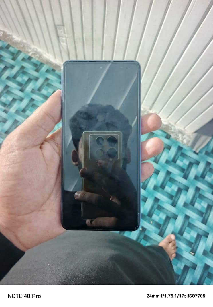 Tecno CAMON 20 0