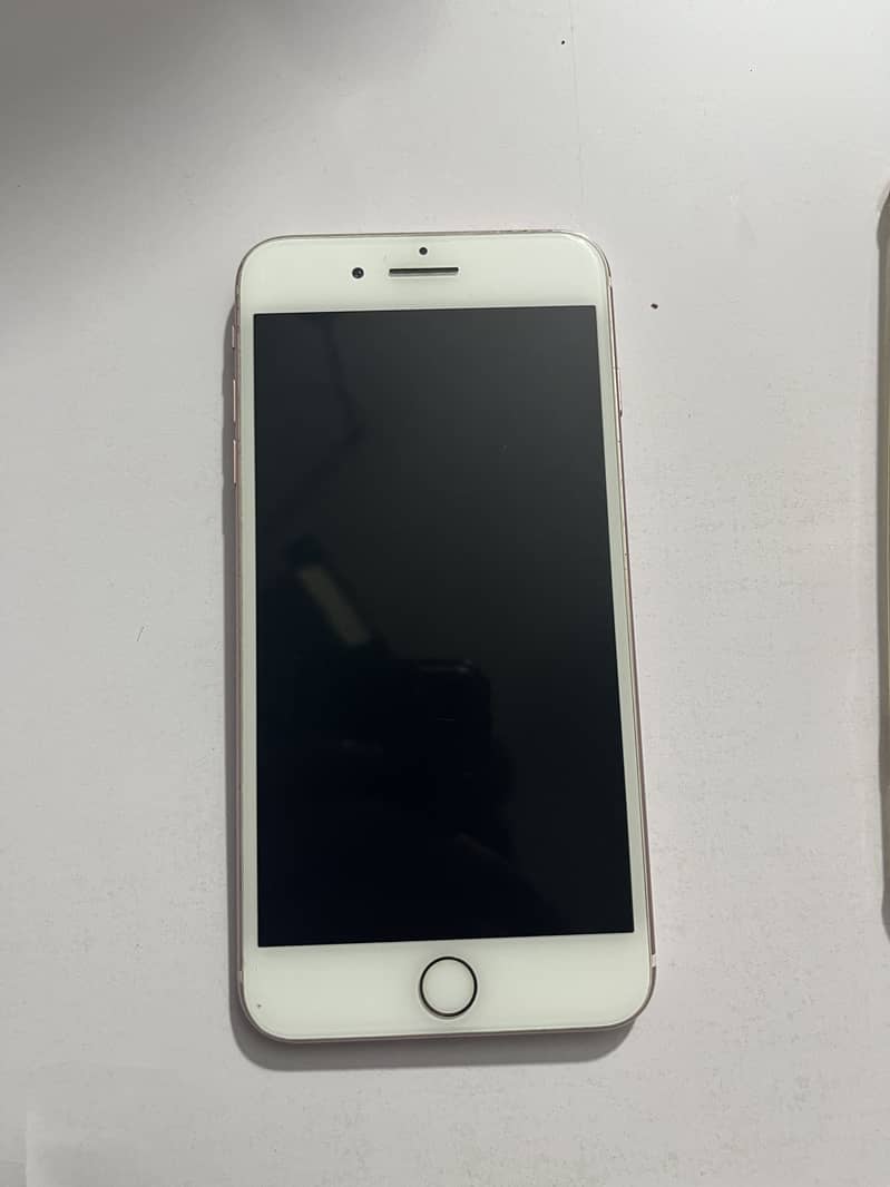 Apple iPhone 7 Plus 3