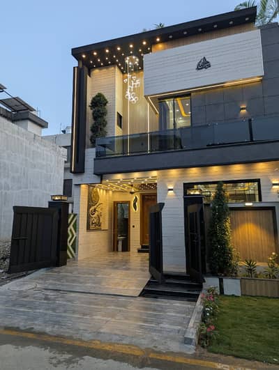 5 Marla Brand New House Available For Sale