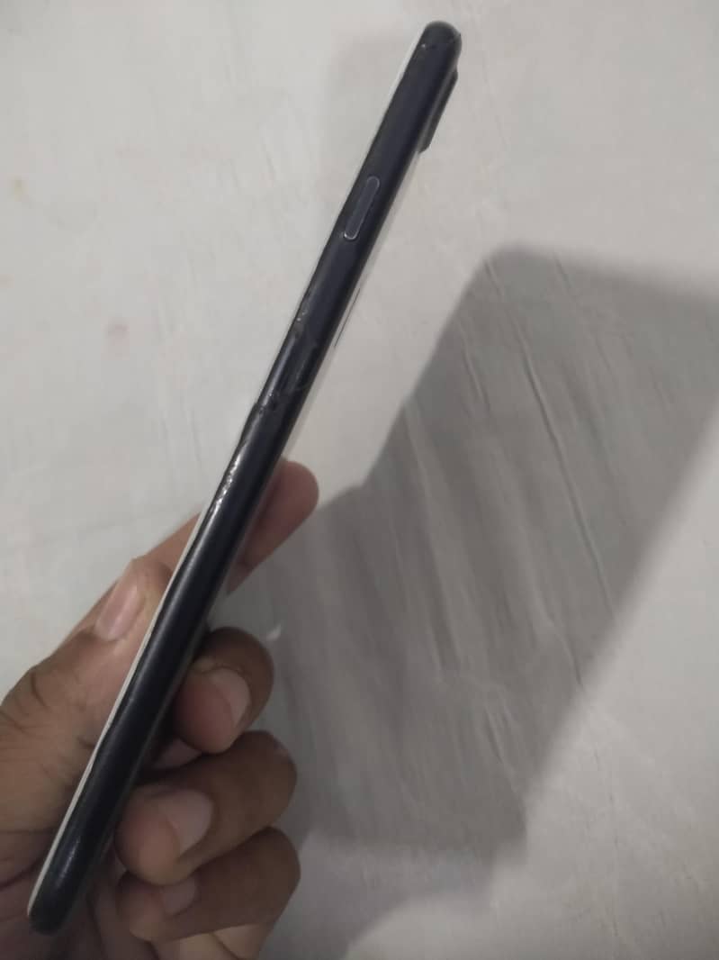 iphone 7 plus saaf condition 3