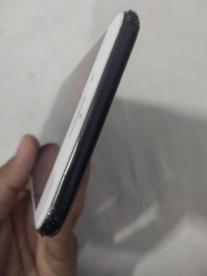 iphone 7 plus saaf condition 4