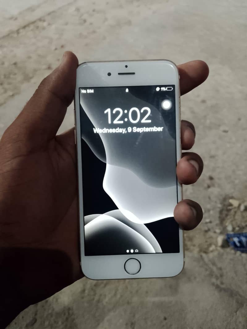 Apple iPhone 6S 0