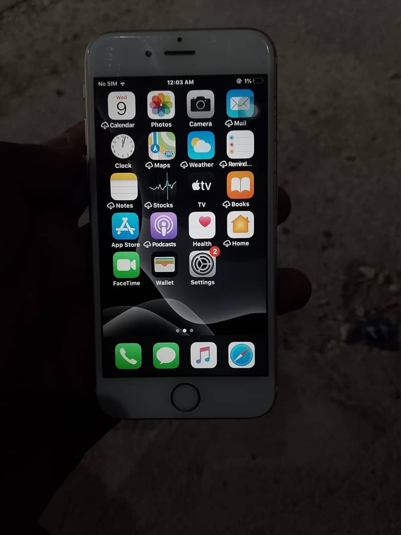 Apple iPhone 6S 1