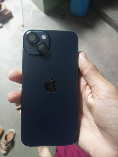 Apple iPhone 13