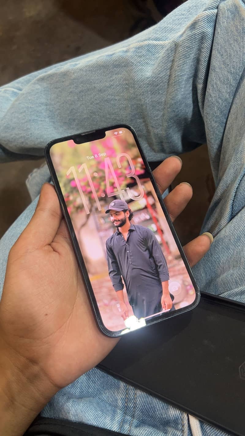 Apple iPhone 14 plus 1