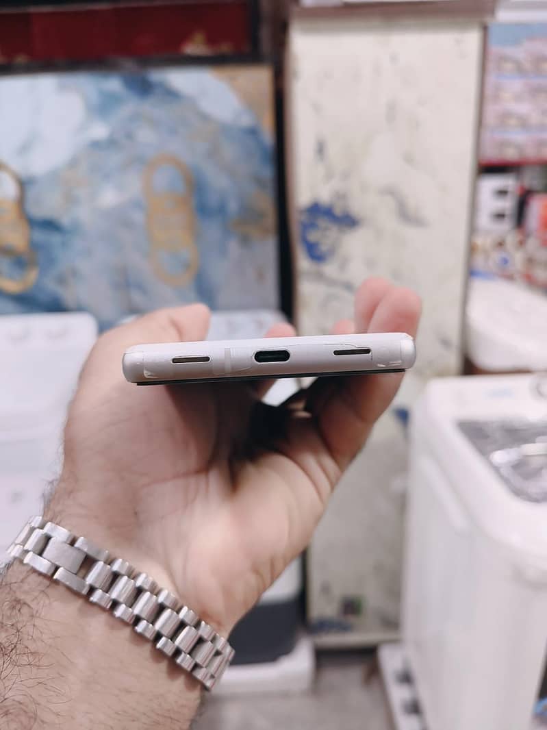 Google Pixel 7a 1