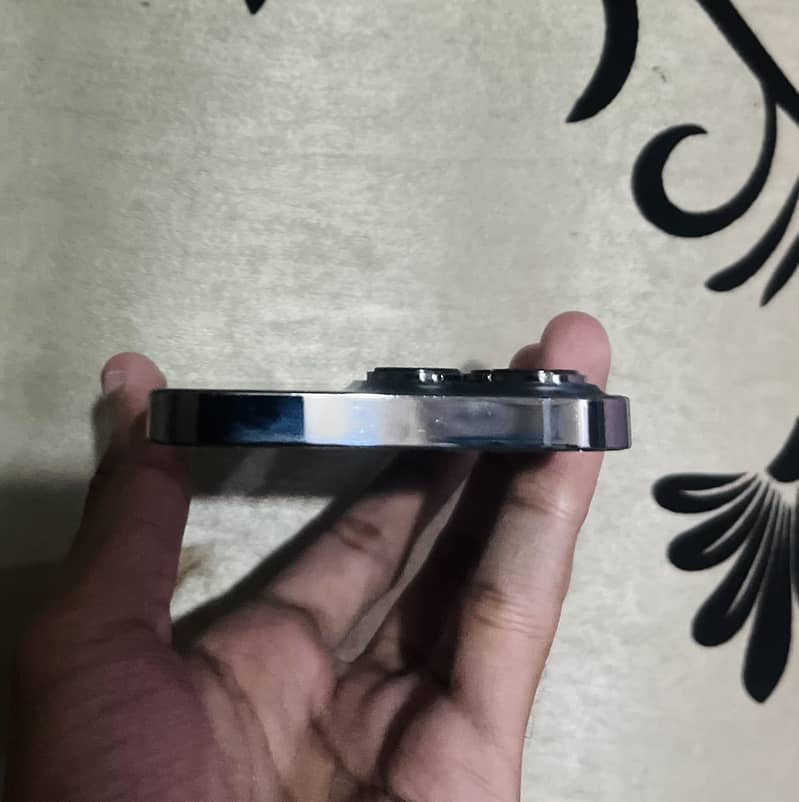 Apple iPhone 13 Pro 5