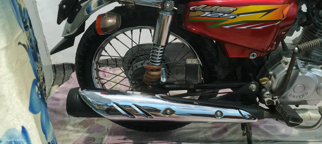 uD125 3
