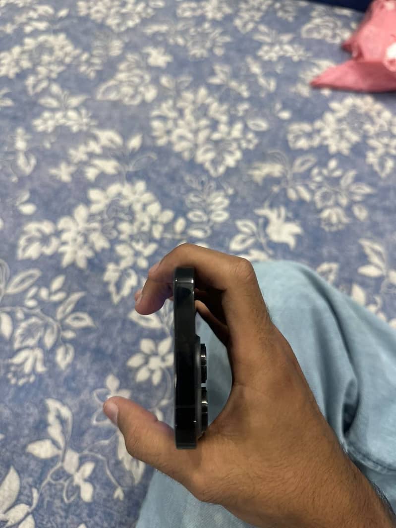 Apple iPhone 14 Pro 7