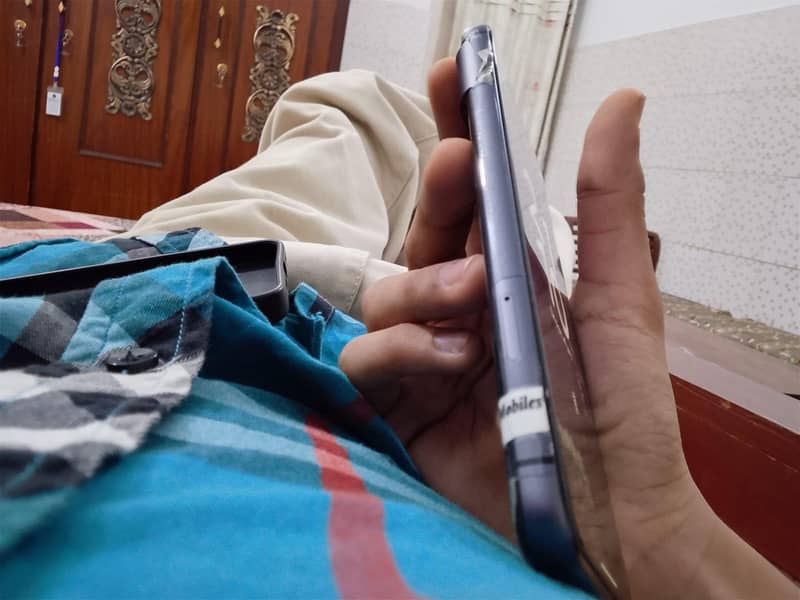 Google Pixel 8 5