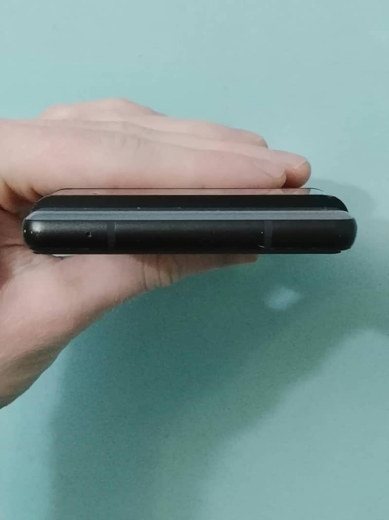 Google Pixel 6 4