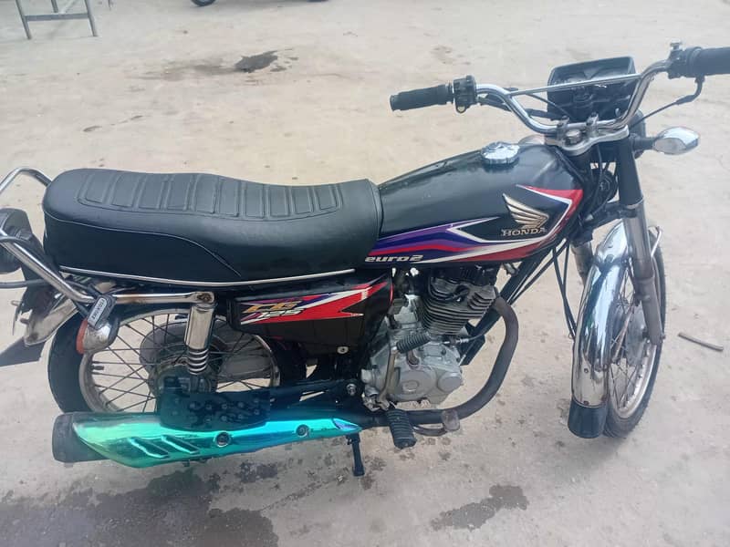 CG125 0