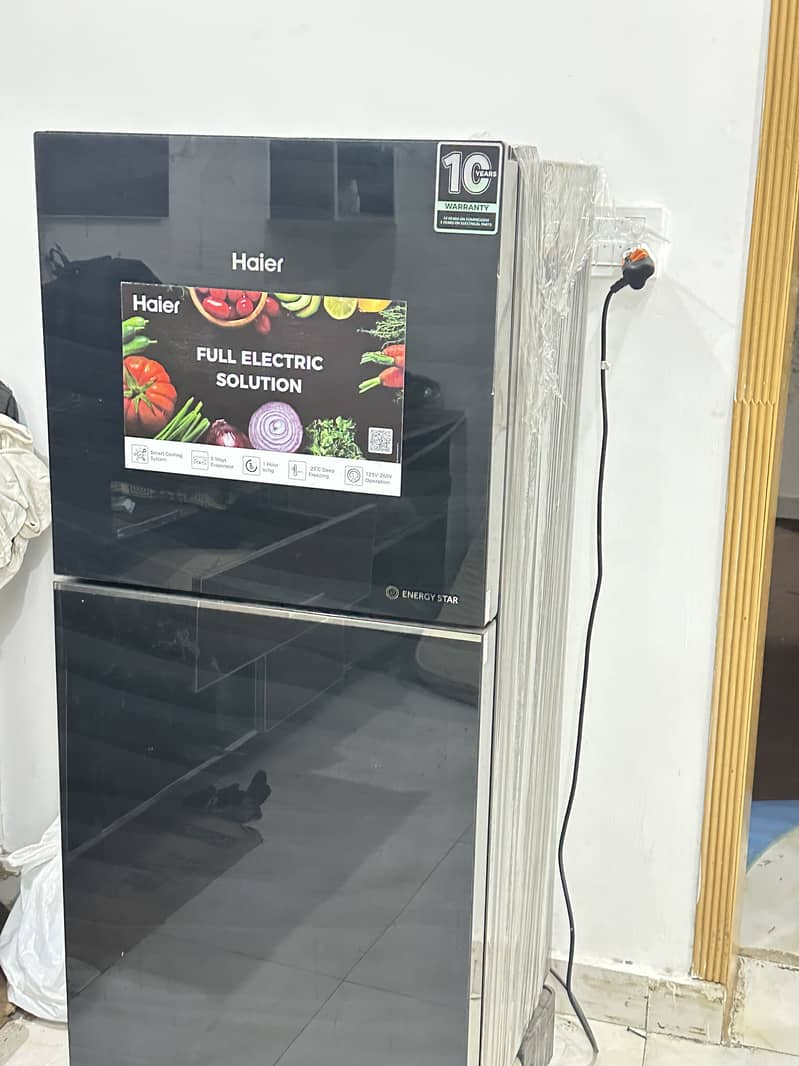 Fridge plus freezer 0