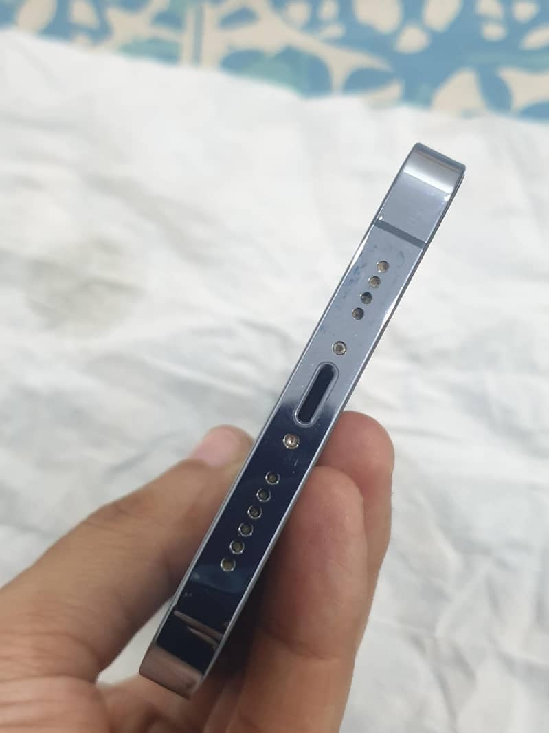 Apple iPhone 13 Pro Max 3