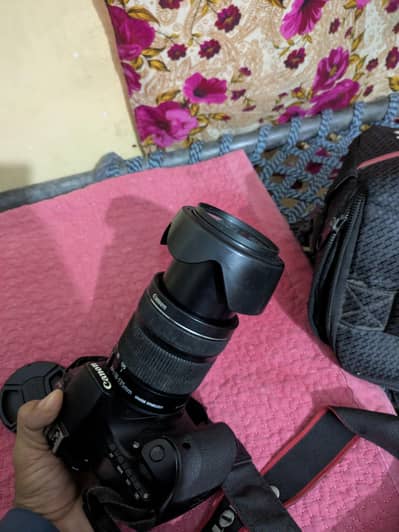 DSLR camera