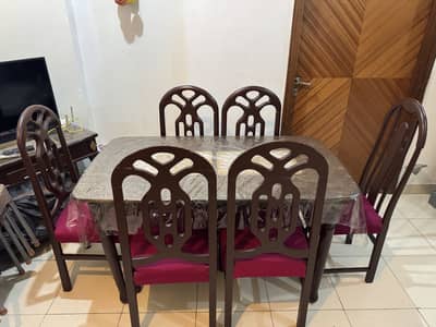 Used 6 chairs with 1 dining table