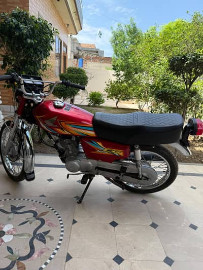 Honda 125 25/26
