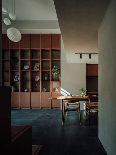 300 Yards Commercial Use Independent Bungalow With A Large Basement For Rent Having Carpeted Space Of 4000 Square Feet Suitable For Call Centers Software Houses Or Any Other Kind Of Business In Block 6 PECHS Off Shahrah-E-Faisal | Office For Rent