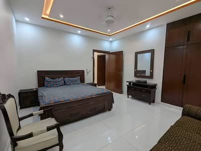 Luxury Furnished 10 Marla Lower Portion Available For Rent In Bahria Town Lahore
