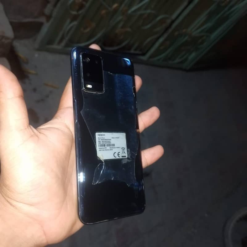 OPPO A54 4