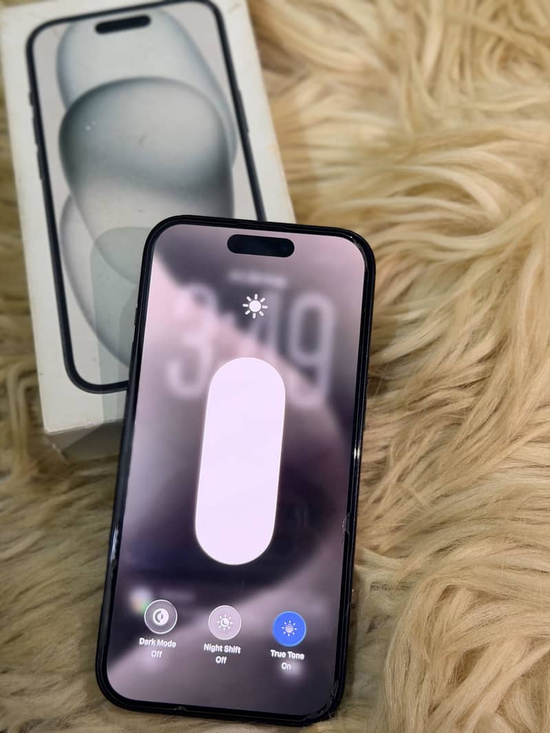 Apple iPhone 15 1