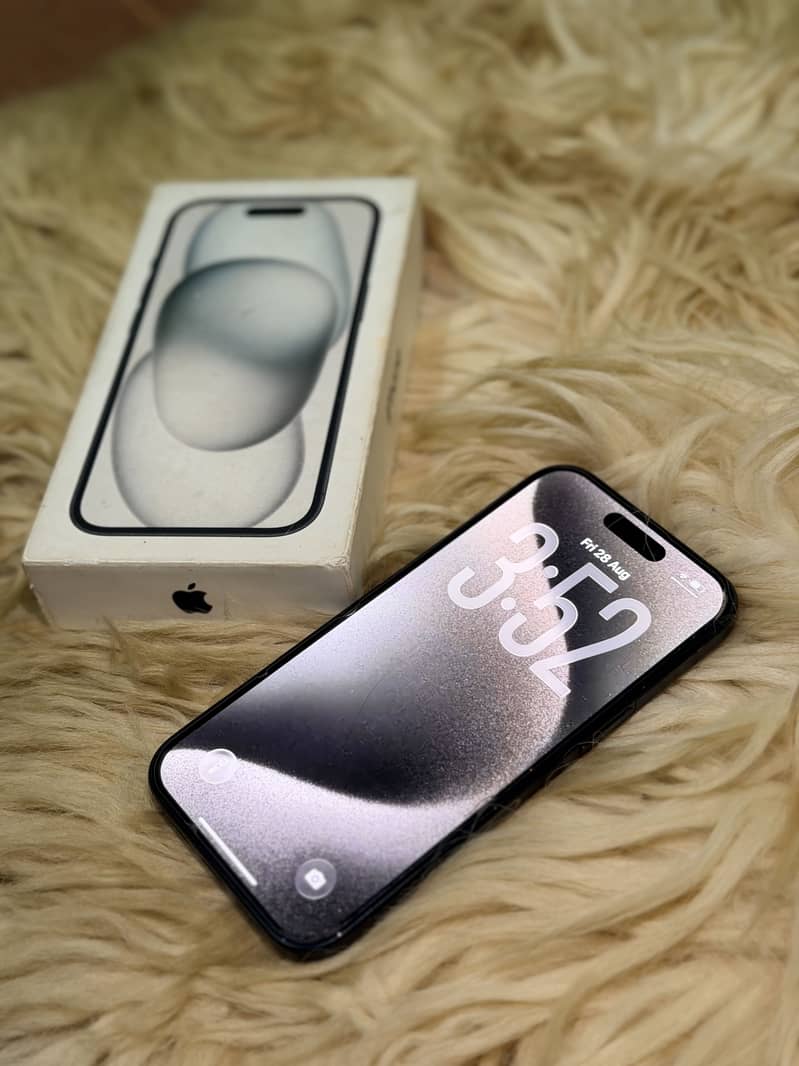 Apple iPhone 15 3