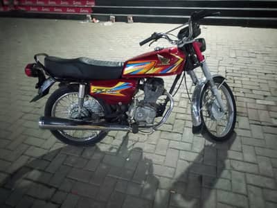 Honda 125 2010 model 03155269103