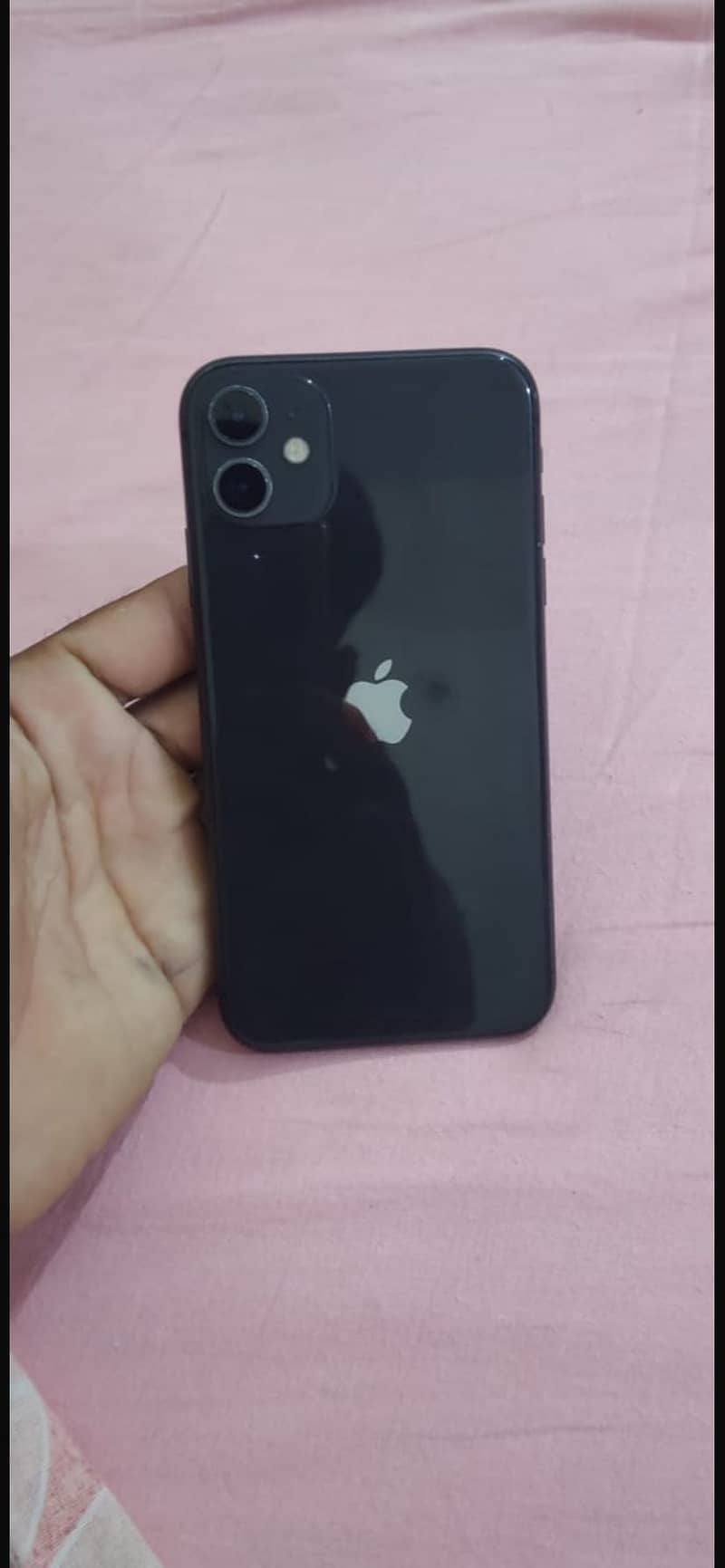 Apple iPhone 11 4