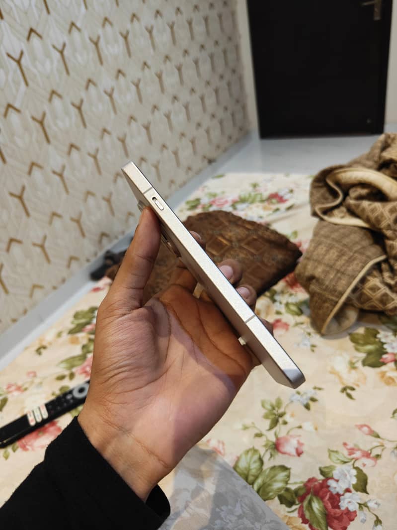 One Plus Ace 5 4