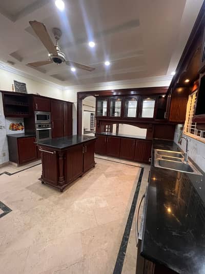 Upper Portion For rent Main Chaklala Scheme 3 with servant Quarter