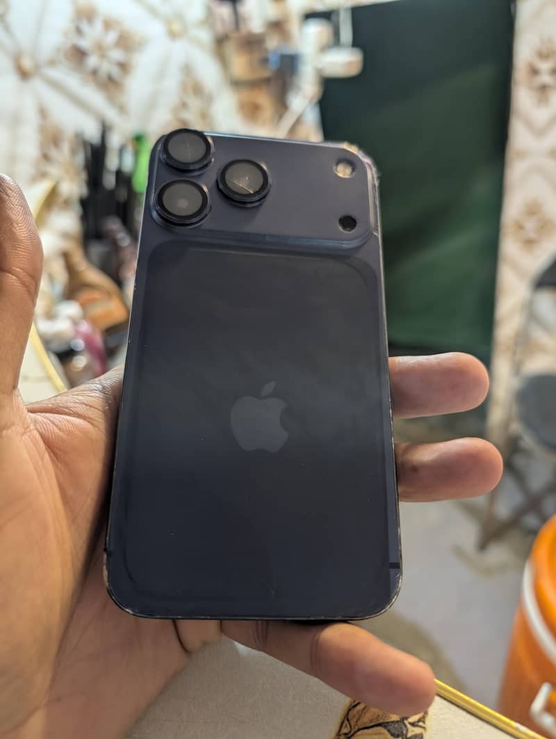 Apple iPhone XR 0