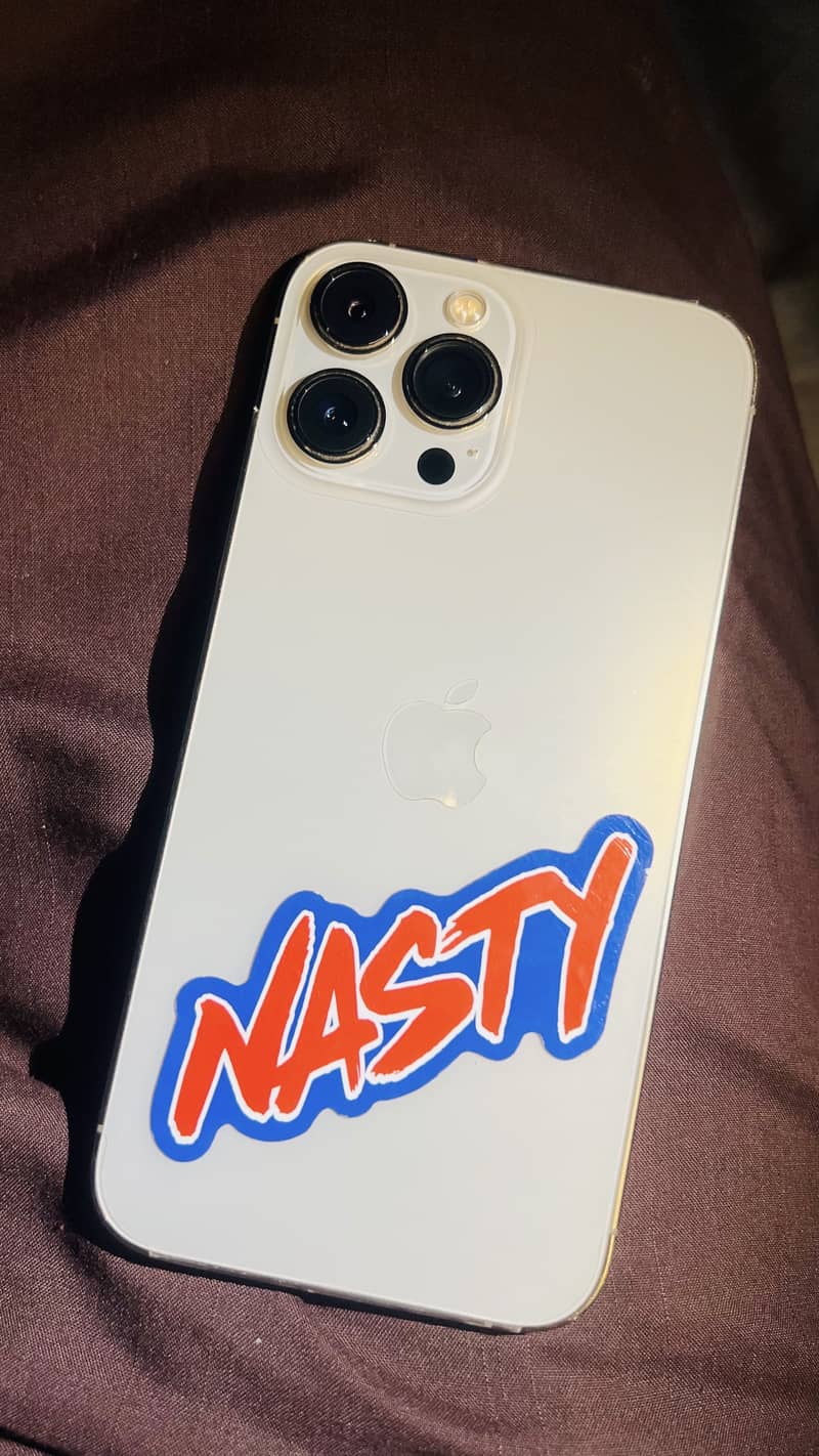 Apple iPhone 13 Pro Max 0