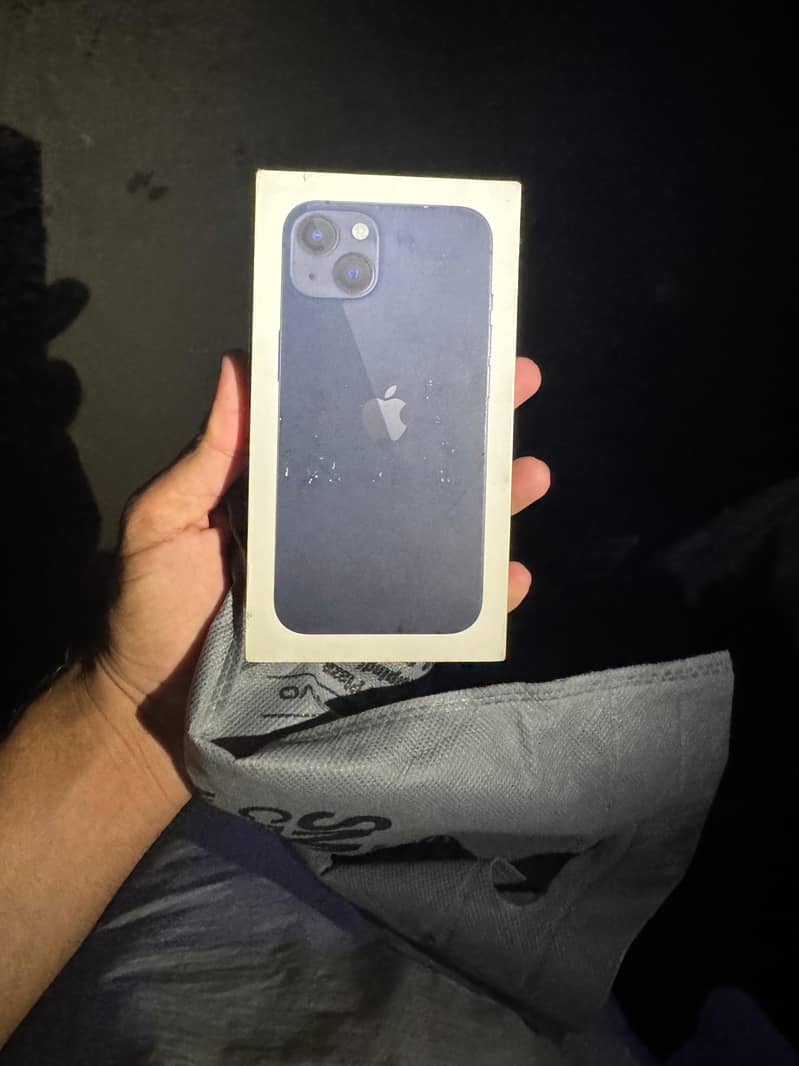 Apple iPhone 13 3
