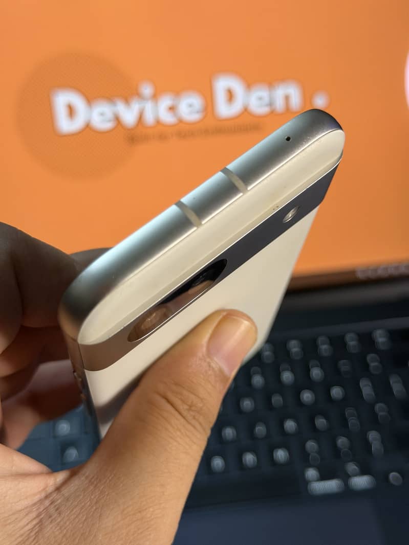 Google Pixel 8a 2