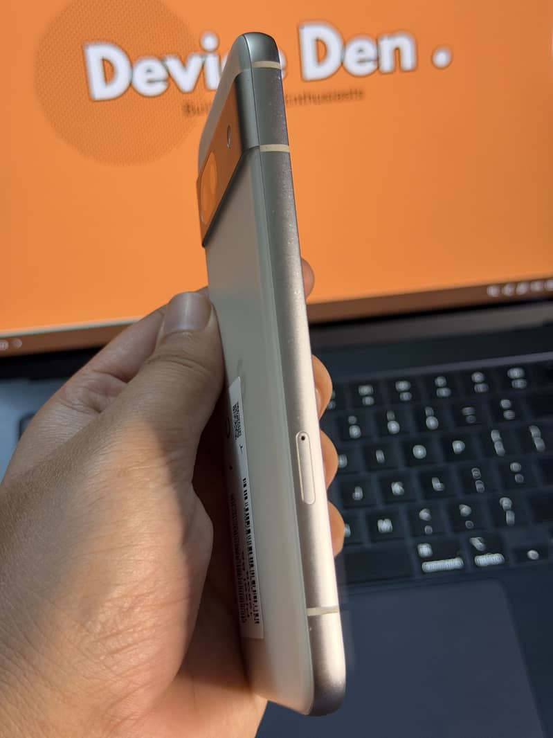 Google Pixel 8a 3