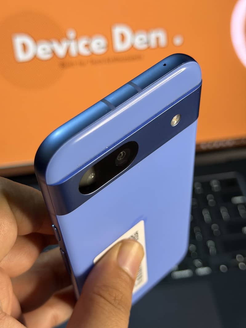 Google Pixel 8a 4
