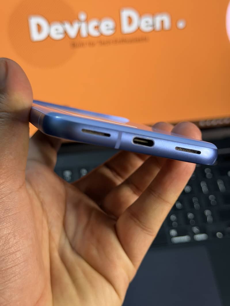 Google Pixel 8a 7