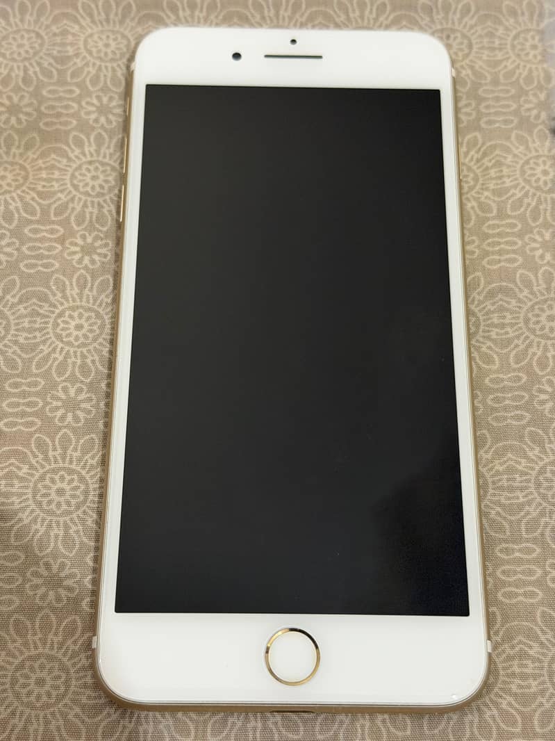 Apple iPhone 7 Plus 1
