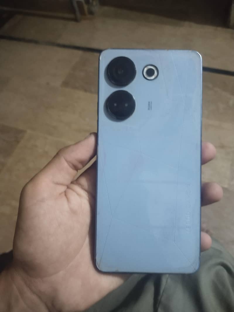 Tecno CAMON 20 0