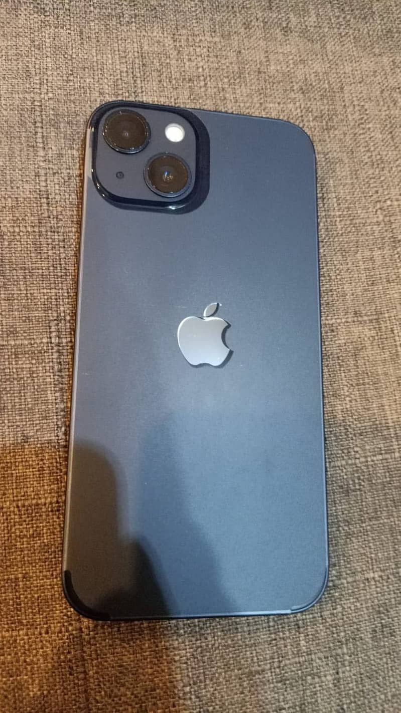 Apple iPhone 13 5
