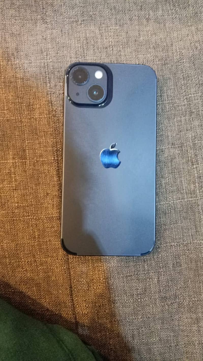 Apple iPhone 13 7