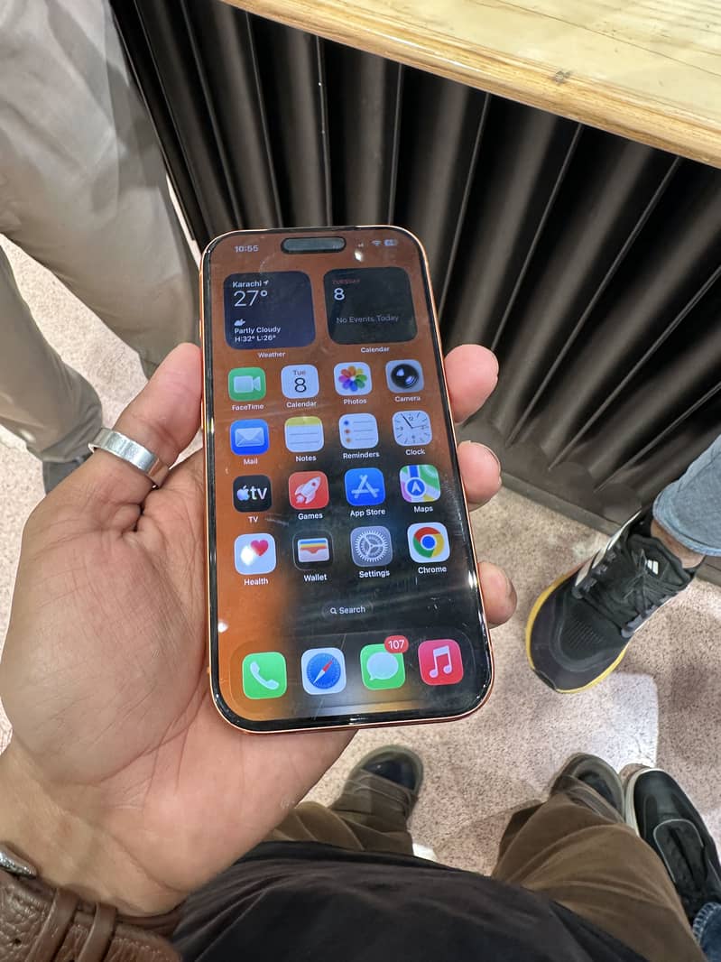 Apple iPhone 17 Pro 2